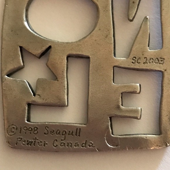 Seagull Pewter Noel Pendant - Picture 3 of 5